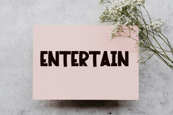 Entertain: A Refined Display Font for Modern Branding